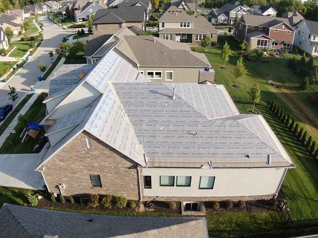 Meridian Hills, IN residential and commercial roofing services